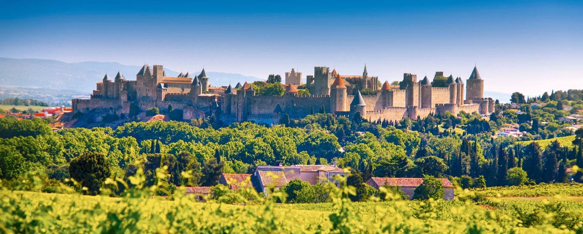 https://www.tourisme-occitanie.com/uploads/2018/9/la-cite-de-carcassonne_g-deschamps.jpg