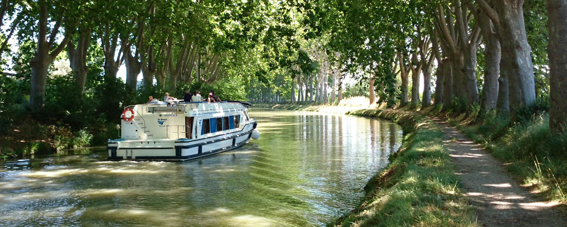 boat trip on canal du midi