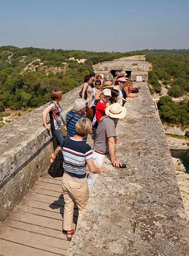 L'intérieur de la canalisation du pont du Gard