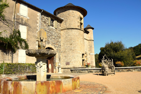 Lacaze-chateau- Sidobre Tourisme